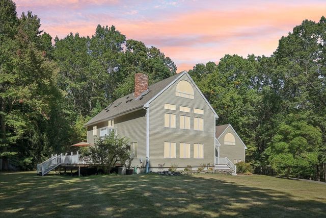 45 S Shaker Rd, Harvard, MA 01451
