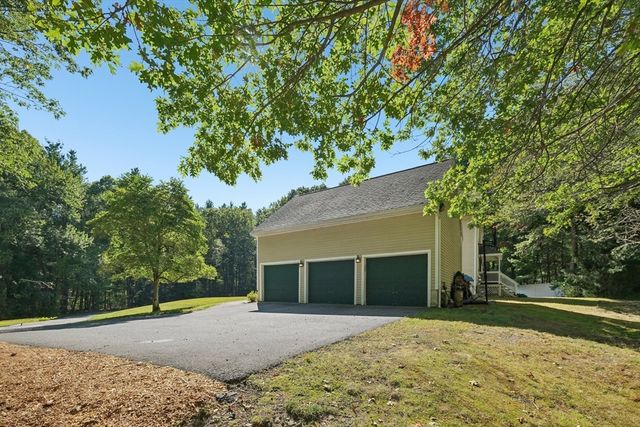 45 S Shaker Rd, Harvard, MA 01451