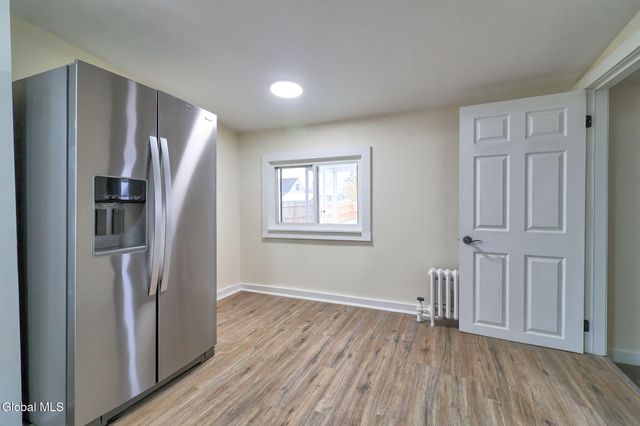 3229 Taylor Street, Rotterdam, NY 12306