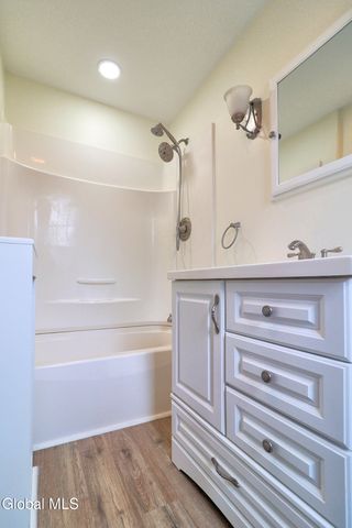 3229 Taylor Street, Rotterdam, NY 12306