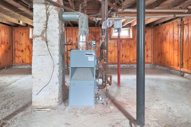 3229 Taylor Street, Rotterdam, NY 12306