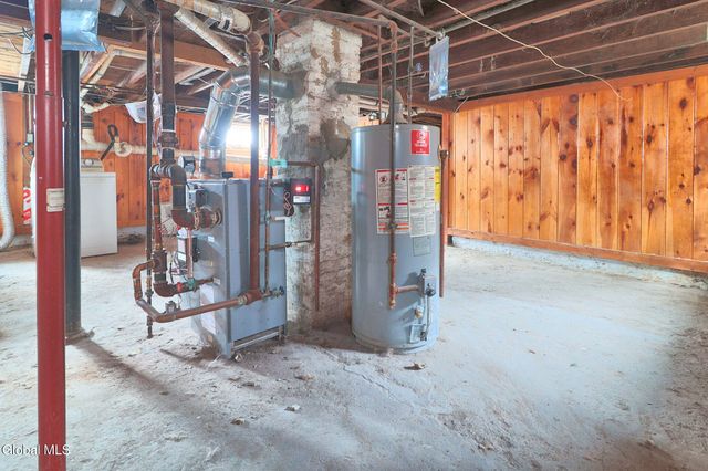 3229 Taylor Street, Rotterdam, NY 12306