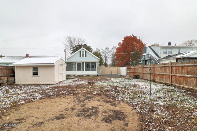 3229 Taylor Street, Rotterdam, NY 12306