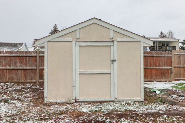 3229 Taylor Street, Rotterdam, NY 12306