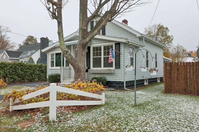 3229 Taylor Street, Rotterdam, NY 12306