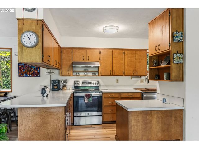 2795 Central Blvd, Eugene, OR 97403