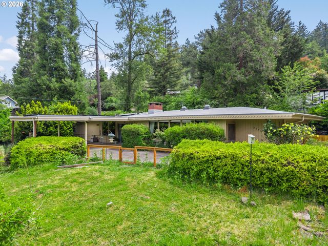 2795 Central Blvd, Eugene, OR 97403