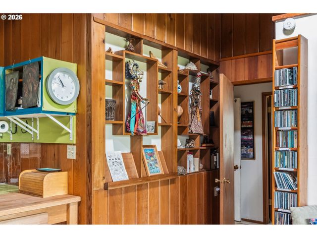 2795 Central Blvd, Eugene, OR 97403
