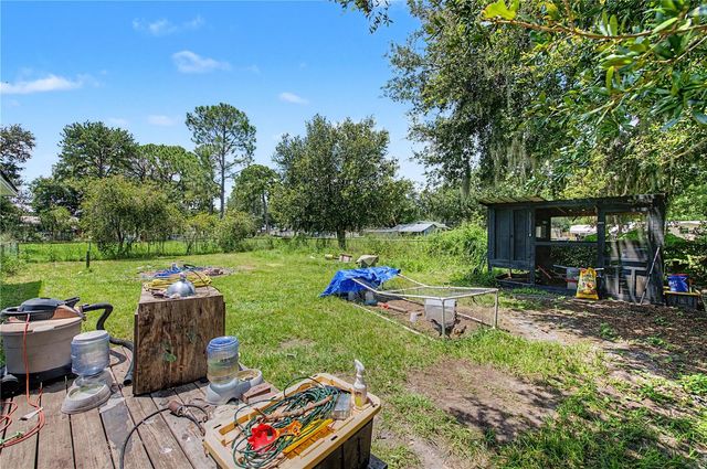 3015 DER ROAD, Plant City, FL 33566