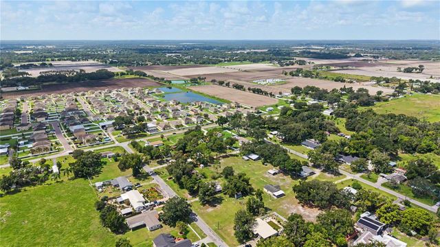 3015 DER ROAD, Plant City, FL 33566