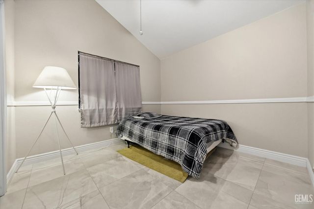 8817 Andrieu Court, Bakersfield, CA 93311