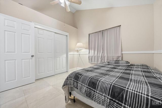8817 Andrieu Court, Bakersfield, CA 93311