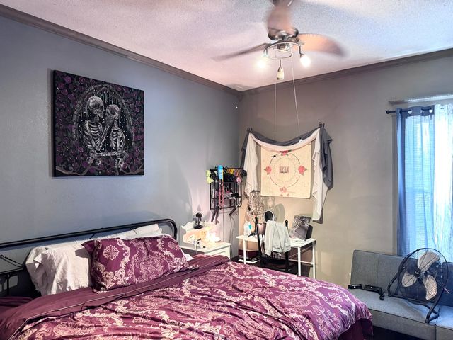 325 W Porter Street, Salem, IL 62881