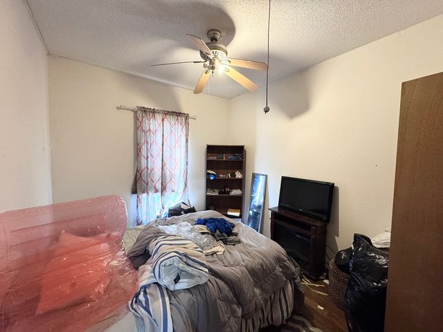 325 W Porter Street, Salem, IL 62881