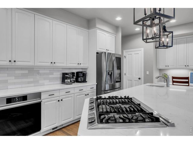 7237 Spring Creek Cir, Niwot, CO 80503