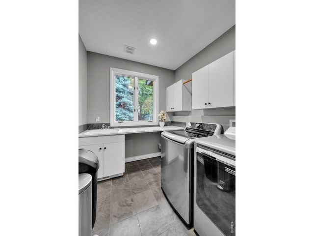 7237 Spring Creek Cir, Niwot, CO 80503