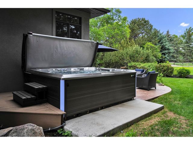 7237 Spring Creek Cir, Niwot, CO 80503