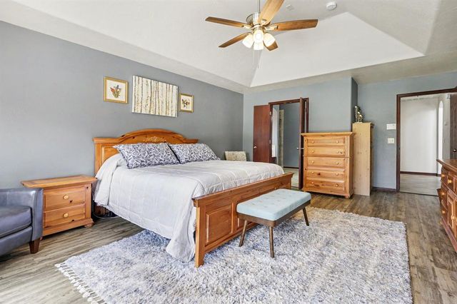 15606 Claremont Boulevard, Edmond, OK 73013
