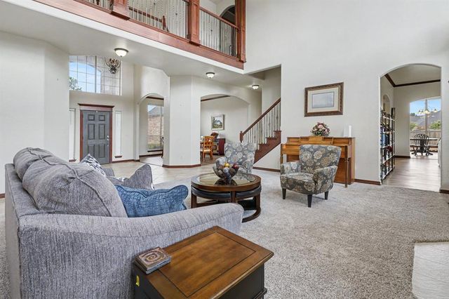 15606 Claremont Boulevard, Edmond, OK 73013
