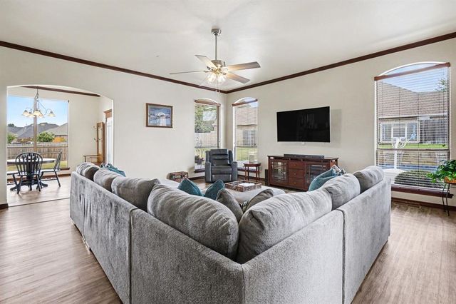 15606 Claremont Boulevard, Edmond, OK 73013