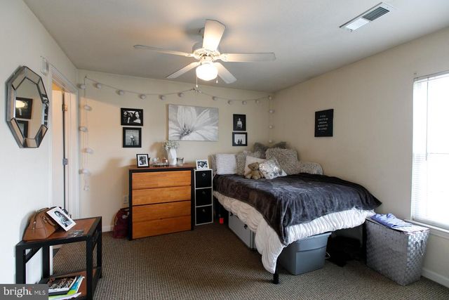 175 Yellowstone Dr Apt 202, Charlottesville, VA 22903