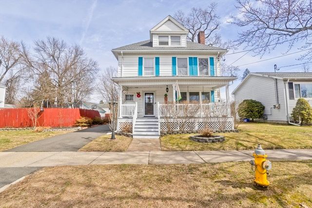 29 Eddywood St, Springfield, MA 01118