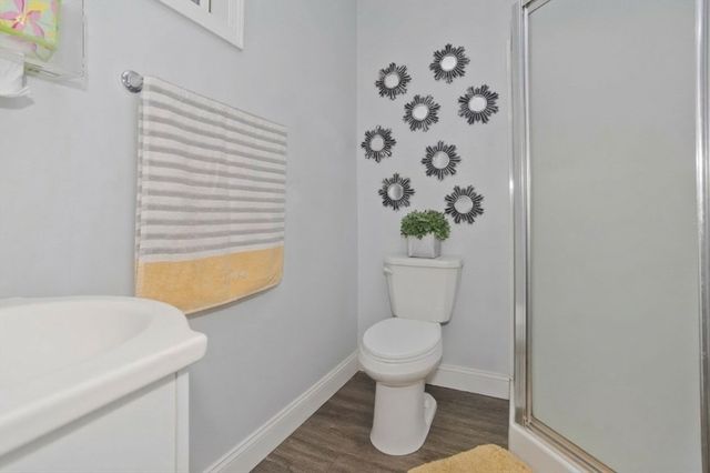 29 Eddywood St, Springfield, MA 01118