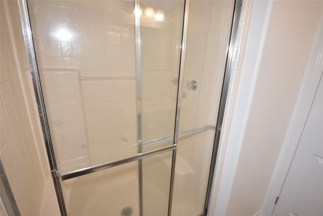 10010 Sugarvine Lane, Tomball, TX 77375