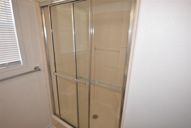 10010 Sugarvine Lane, Tomball, TX 77375