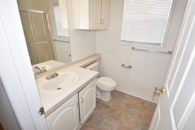 10010 Sugarvine Lane, Tomball, TX 77375