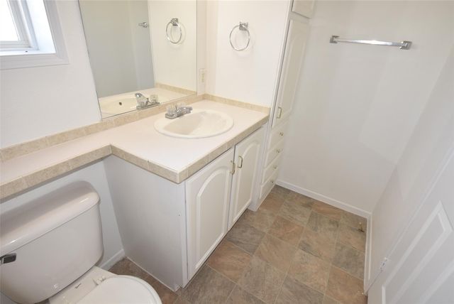 10010 Sugarvine Lane, Tomball, TX 77375