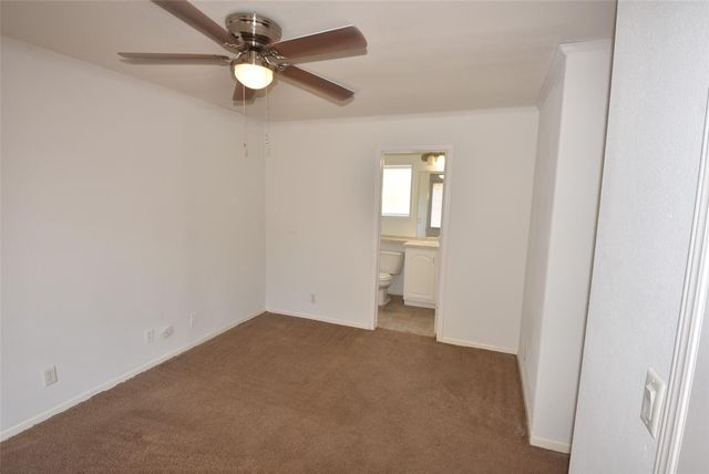 10010 Sugarvine Lane, Tomball, TX 77375