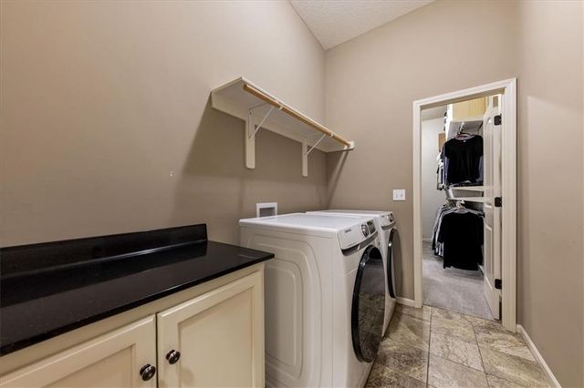 561 N Evergreen Street, Gardner, KS 66030
