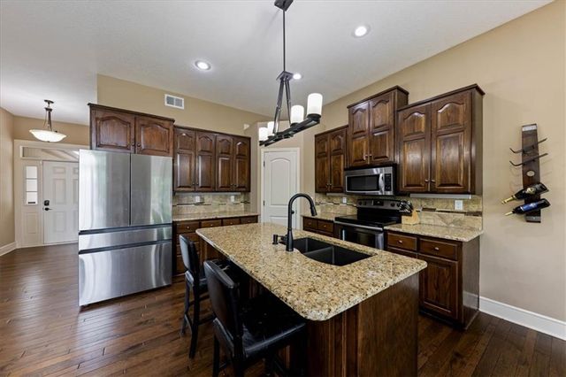 561 N Evergreen Street, Gardner, KS 66030