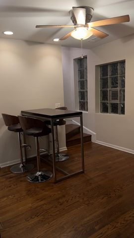 542 W Arlington Place F, Chicago, IL 60614