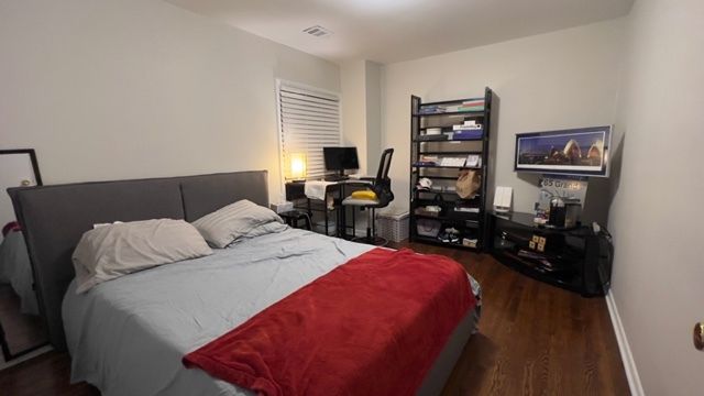 542 W Arlington Place F, Chicago, IL 60614