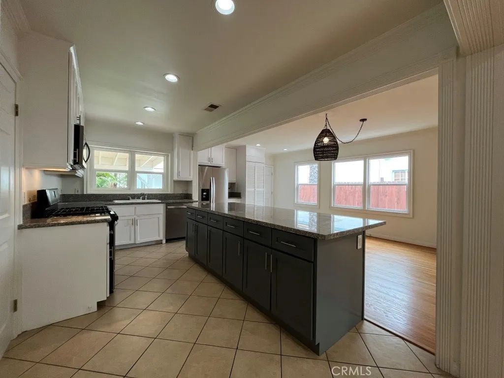 4316 Greenbush Avenue, Sherman Oaks, CA 91423