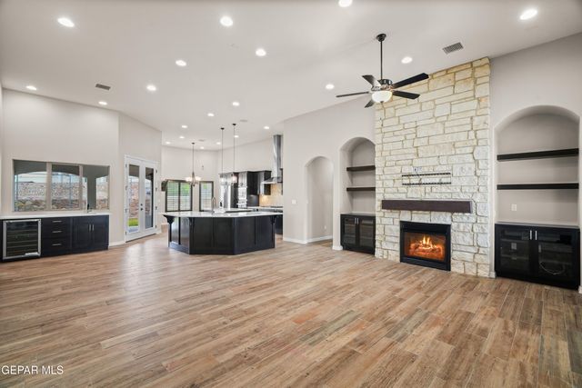 12305 FRESHWATER Drive, Horizon City, TX 79928