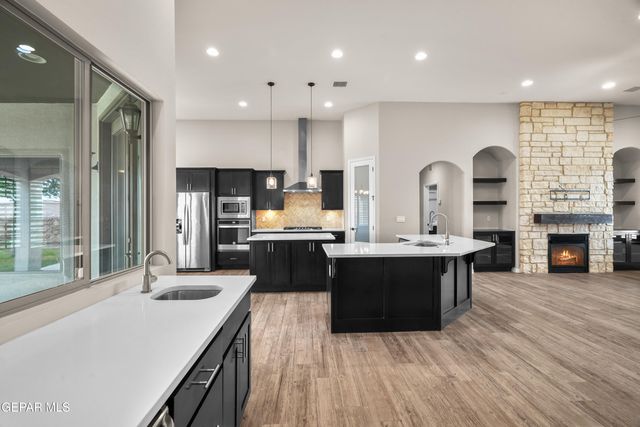 12305 FRESHWATER Drive, Horizon City, TX 79928