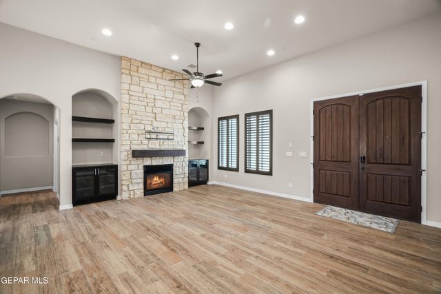 12305 FRESHWATER Drive, Horizon City, TX 79928