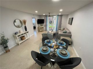 170 Turtle Lake CT # 103, Naples, FL 34105