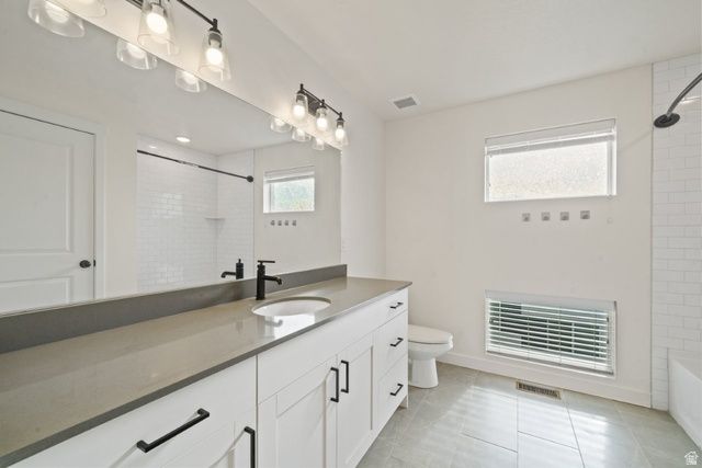 70 E WEEKES WAY, Clearfield, UT 84015