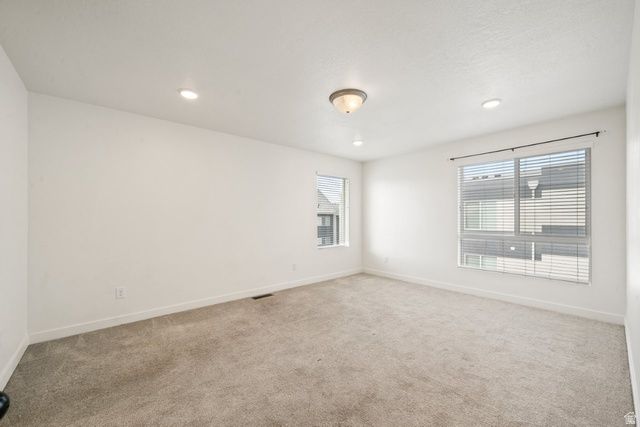 70 E WEEKES WAY, Clearfield, UT 84015