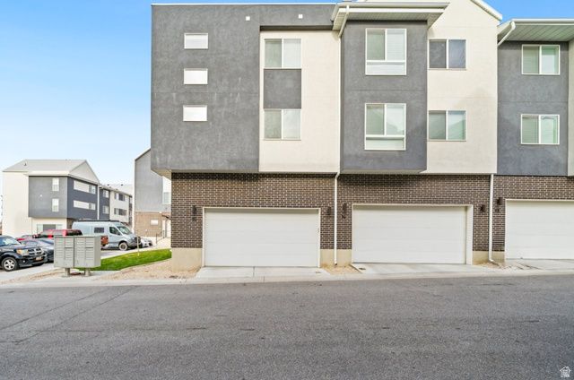 70 E WEEKES WAY, Clearfield, UT 84015