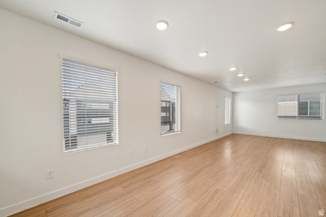 70 E WEEKES WAY, Clearfield, UT 84015