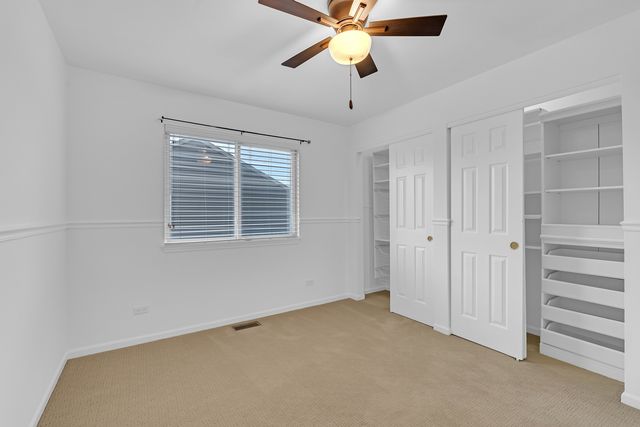 1171 HEAVENS GATE, Lake In The Hills, IL 60156