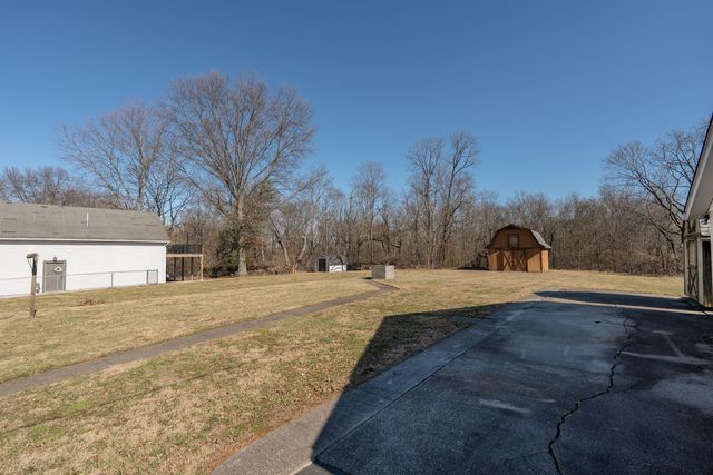 166 N Main Street, Walton, KY 41094