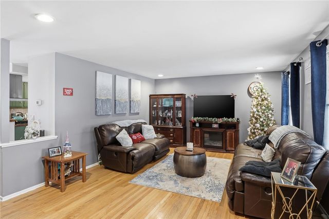 88 Mont Morency Drive, Greece, NY 14612