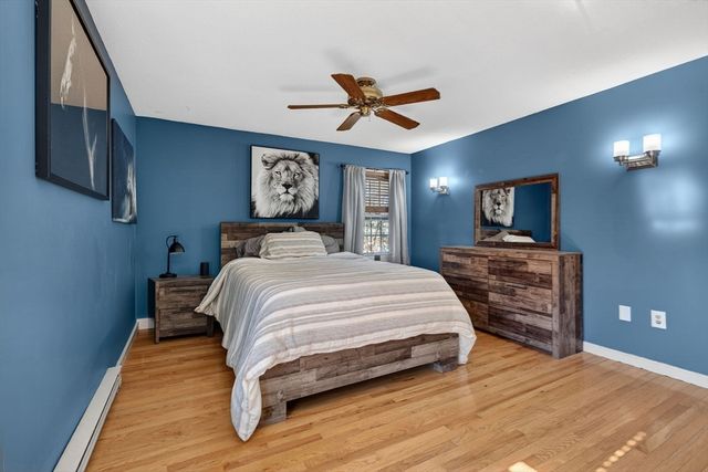 14 Turnbuckle Ln 27, Merrimack, NH 03054