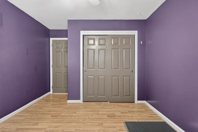 14 Turnbuckle Ln 27, Merrimack, NH 03054